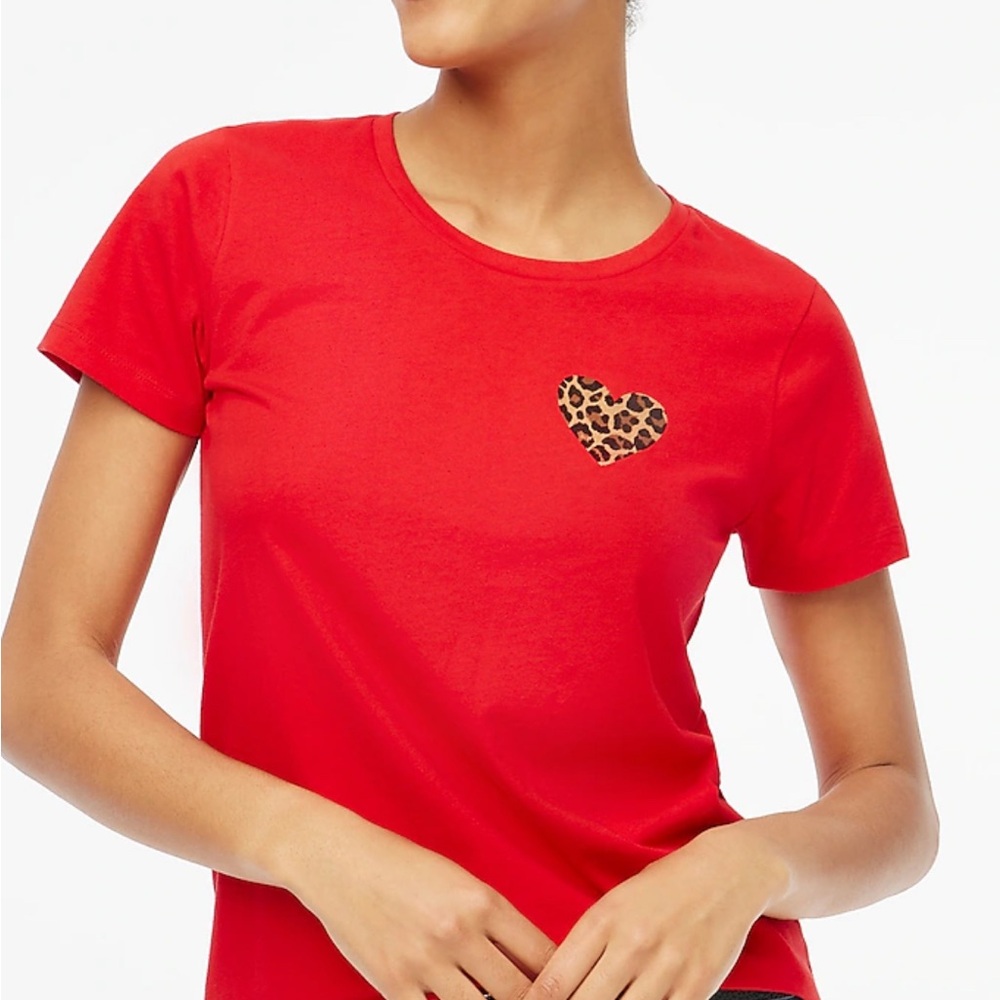 J. Crew Factory NWT Leopard heart graphic tee Red Size Small